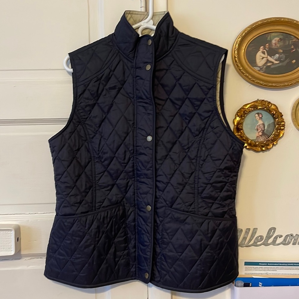 Barbour navy blue vest in US 12